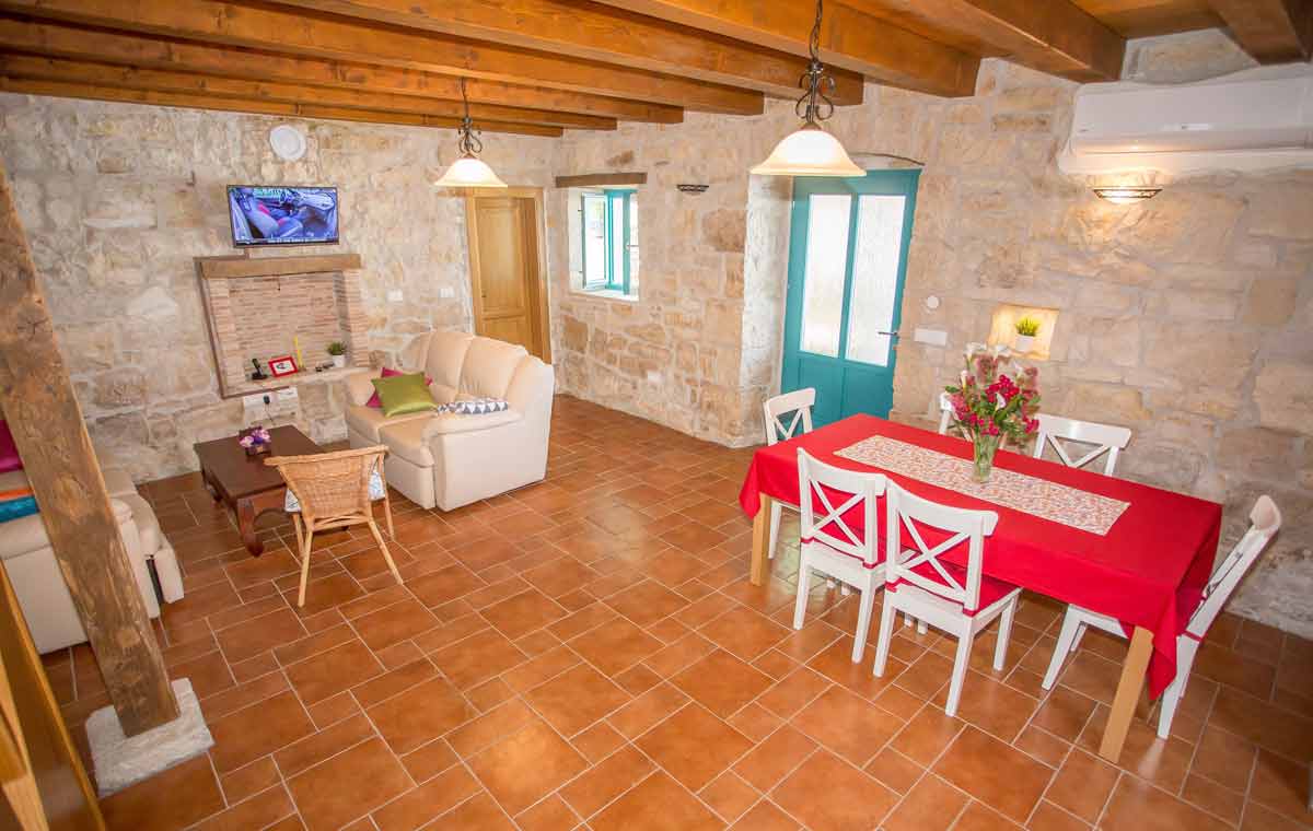 Villa Medvidići interior