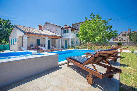 Villa u Istri s bazenom za najam