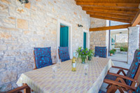 Villa with swimming pool for rent-outside