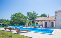 Villa with swimming pool for rent