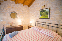 Villa with swimming pool for rent-room with balcony